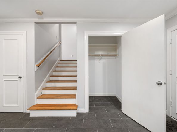 2931 Sackett Street, Houston TX 77098