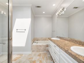 2931 Sackett Street, Houston TX 77098