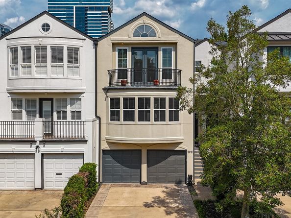 2931 Sackett Street, Houston TX 77098