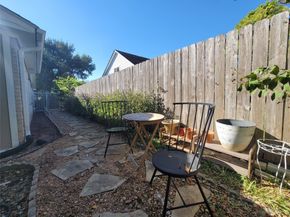 11630 Briar Rose Drive, Houston TX 77077