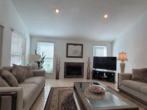 11630 Briar Rose Drive, Houston TX 77077