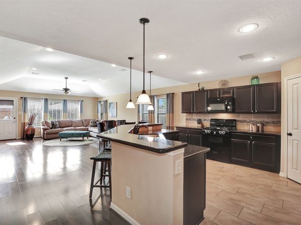 9706 Lockhart Reach Lane, Humble TX 77396