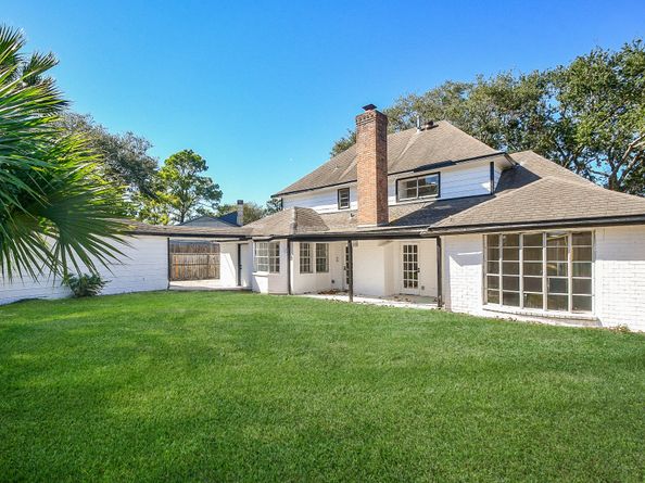 7703 Braesridge Court, Houston TX 77071