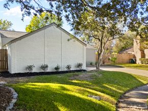 11658 Manor Park Drive, Houston TX 77077