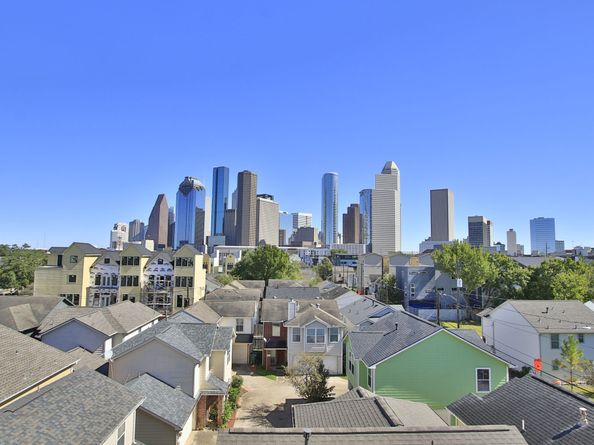 1316 Robin Street C, Houston TX 77019
