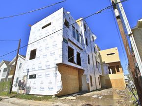 1316 Robin Street A, Houston TX 77019