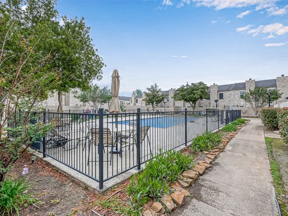 8077 El Mundo Street 8077, Houston TX 77054