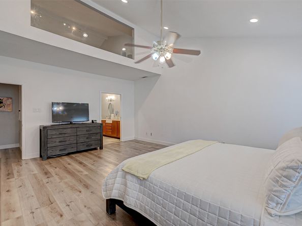 8077 El Mundo Street 8077, Houston TX 77054