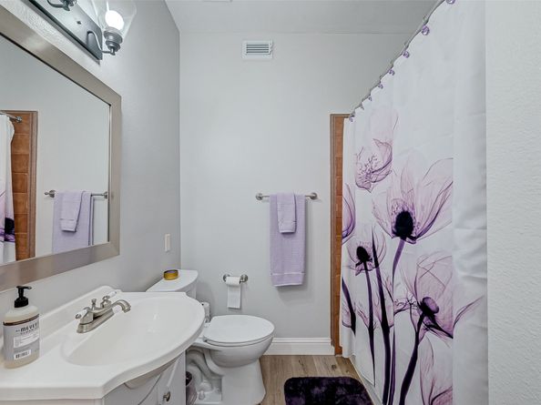 8077 El Mundo Street 8077, Houston TX 77054