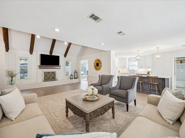 12046 Sugar Springs Drive, Houston TX 77077