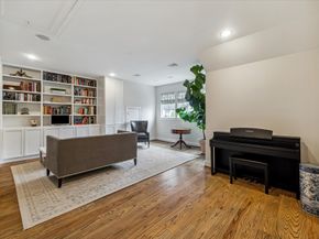 1126 Lake Pointe Parkway, Sugar Land TX 77478