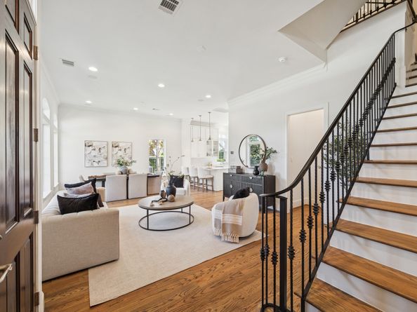 1126 Lake Pointe Parkway, Sugar Land TX 77478