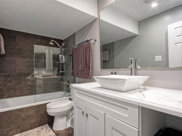 9707 Richmond Avenue 112, Houston TX 77042