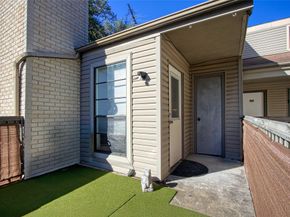 9707 Richmond Avenue 112, Houston TX 77042
