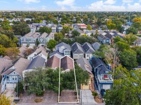 1334 Alexander Street, Houston TX 77008