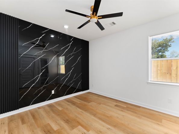 7809 Queen Street A/B, Houston TX 77028