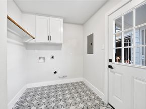 5610 Oak Trail Lane, Houston TX 77091