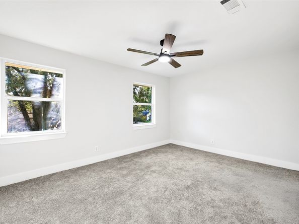 5610 Oak Trail Lane, Houston TX 77091