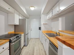 6633 W Airport Boulevard 1208, Houston TX 77035