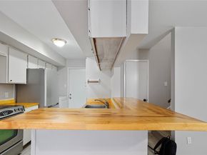 6633 W Airport Boulevard 1208, Houston TX 77035