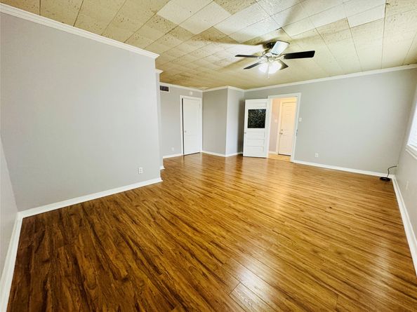 1410 Walton Street, Houston TX 77009