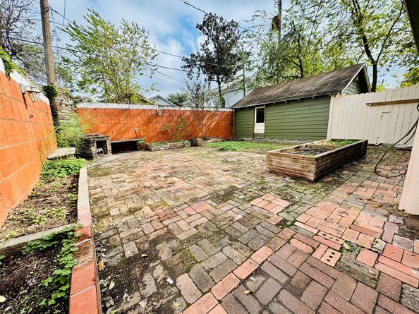 1410 Walton Street, Houston TX 77009