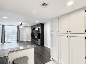 2016 Main Street 1914, Houston TX 77002