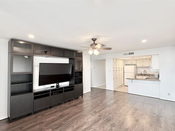 2016 Main Street 1914, Houston TX 77002