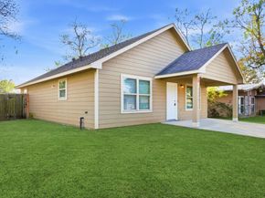 9334 Laura Koppe Road, Houston TX 77078