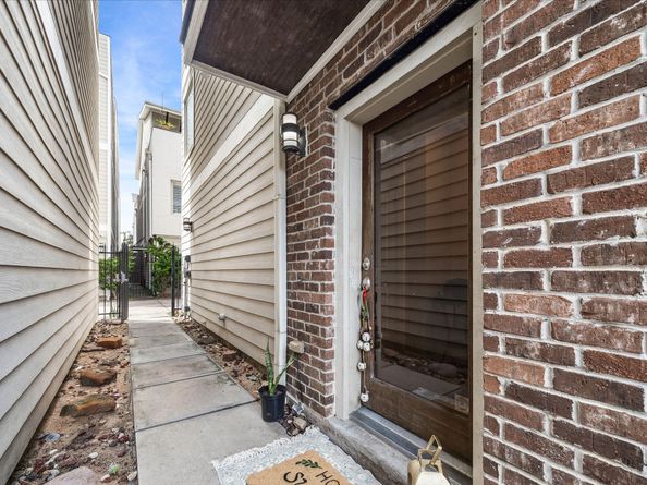 1508 Crockett Street C, Houston TX 77007