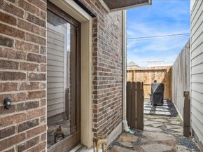 1508 Crockett Street C, Houston TX 77007