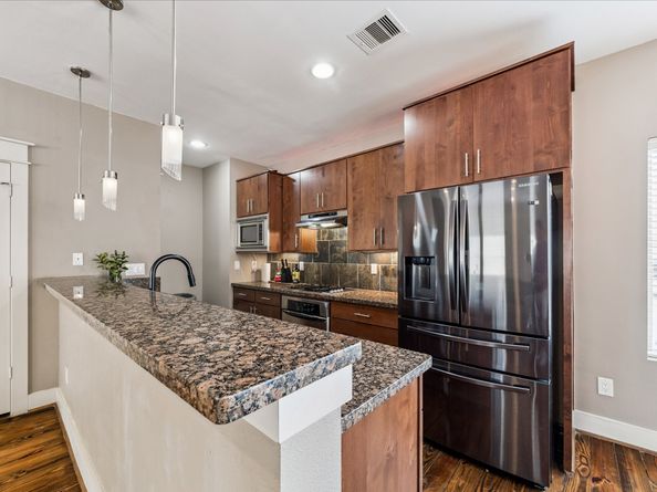 1508 Crockett Street C, Houston TX 77007