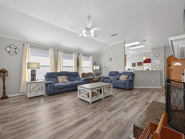 22084 Knights Cove Drive, Kingwood TX 77339