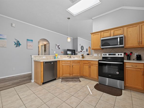 22084 Knights Cove Drive, Kingwood TX 77339