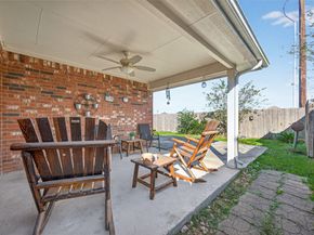 22084 Knights Cove Drive, Kingwood TX 77339