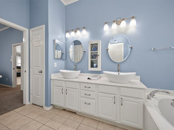 22084 Knights Cove Drive, Kingwood TX 77339