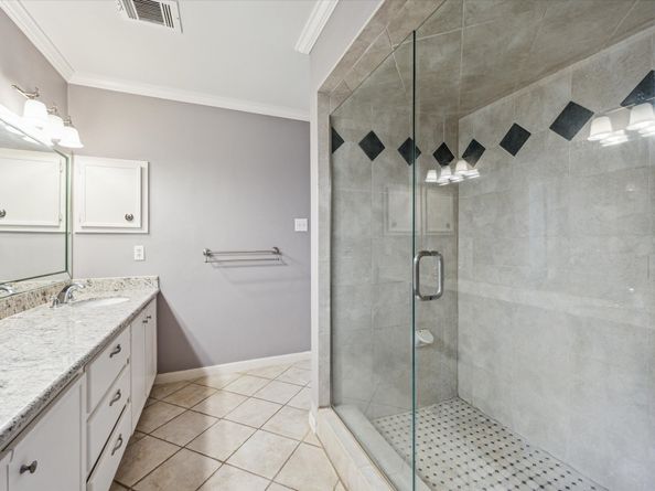 1706 Cherry Bend Drive, Houston TX 77077