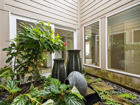 1706 Cherry Bend Drive, Houston TX 77077