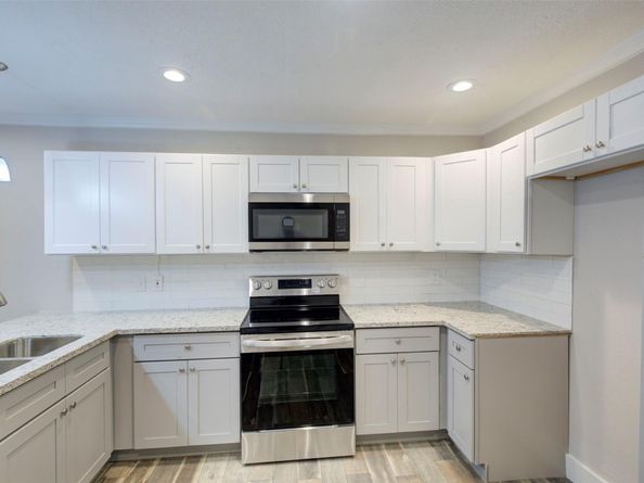 4220 Delhi Street, Houston TX 77022