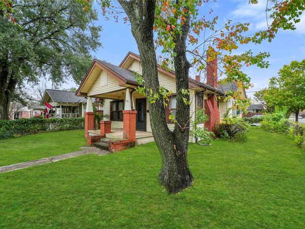 1040 W Cottage Street, Houston TX 77009