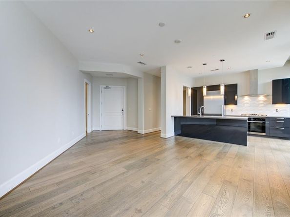 1409 Post Oak Boulevard 1003, Houston TX 77056