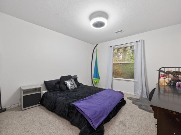 42 W Gaslight Place, The Woodlands TX 77382