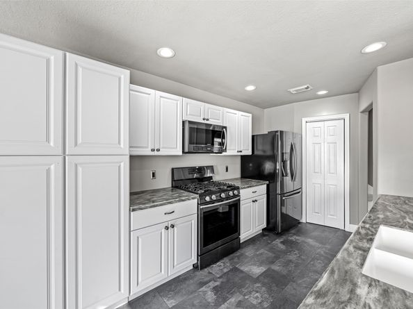 13718 Rural Oak Street, Houston TX 77034