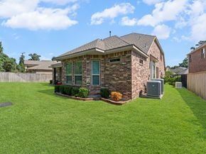 39 Tioga Place, Tomball TX 77375