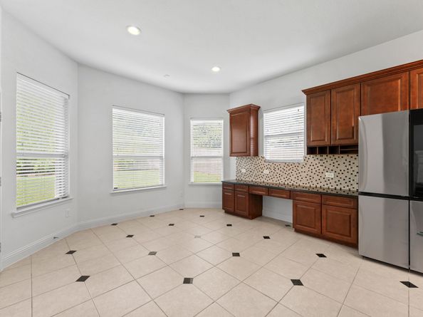 39 Tioga Place, Tomball TX 77375