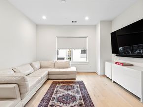 1751 Ojeman Point Lane, Houston TX 77055