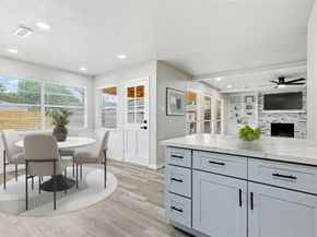 16438 Glenshannon Drive, Houston TX 77059