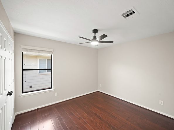 714 Coggins Point Way, Sugar Land TX 77479