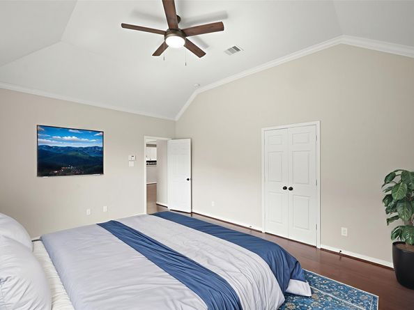 714 Coggins Point Way, Sugar Land TX 77479