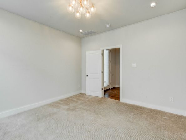 5857 Dolores Street, Houston TX 77057